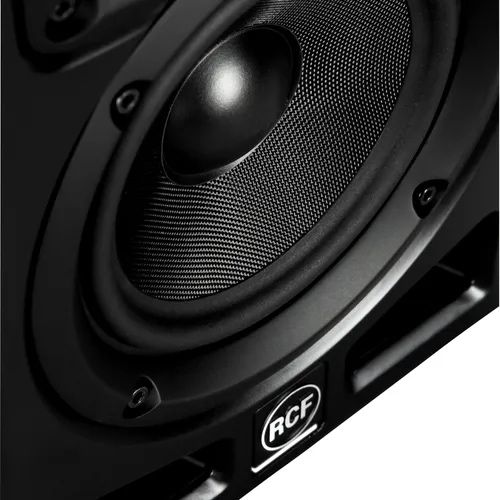 Студийный монитор RCF Ayra PRO 8, активный 2-х полосный, 8"+1", 140Вт