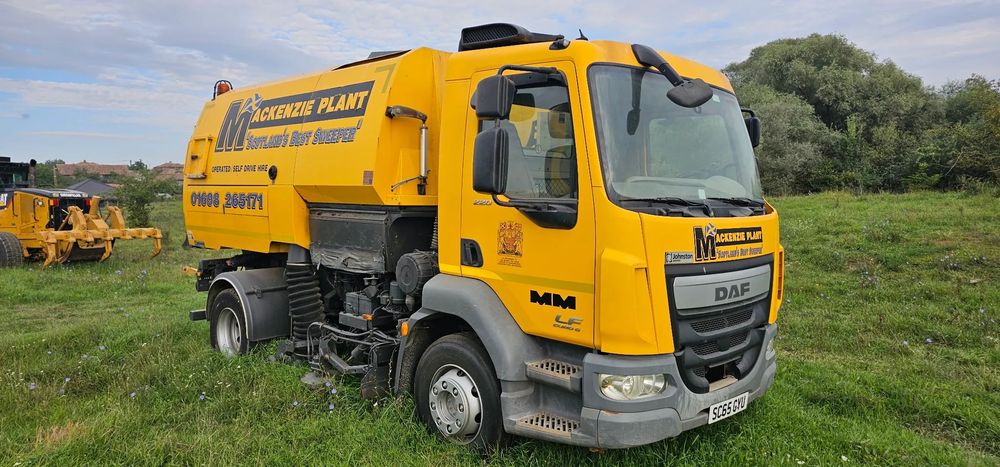DAF LF 220 Mătură stradală