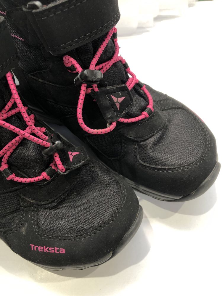 Продавам детски  ботушки treksta  gore tex