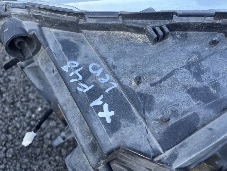 Фар BMW X1 F48 LED 2016 ляв и десен