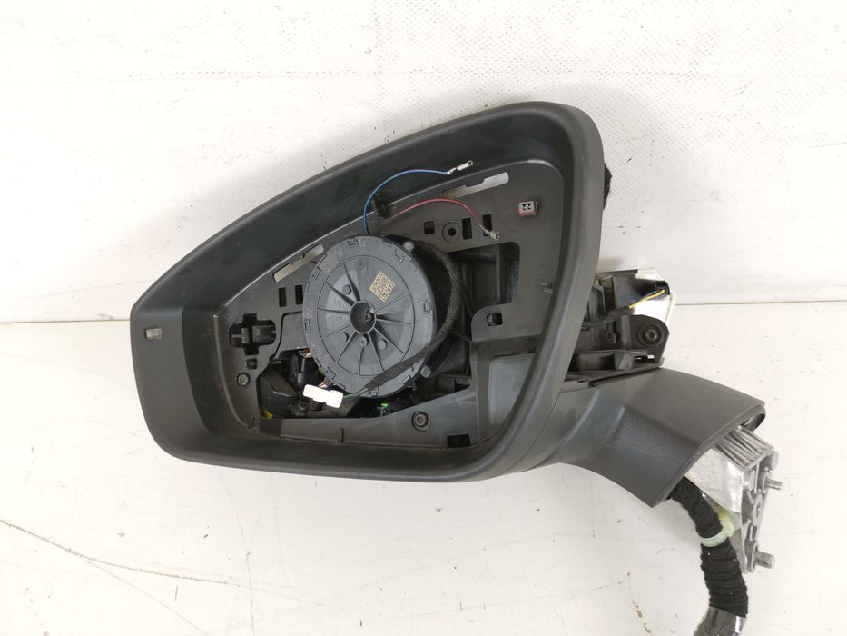 Ляво огледало Ново Фолксваген / Volkswagen Touareg трето поколение CR