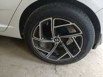 215_55_17 bentliy bakalavr diska balon sotiladi 320$