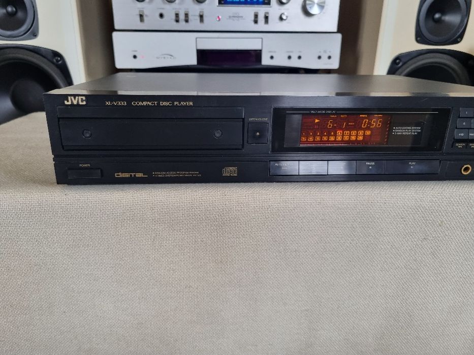 Cd Player JVC XL-V333. Perfect functional. Impecabil.