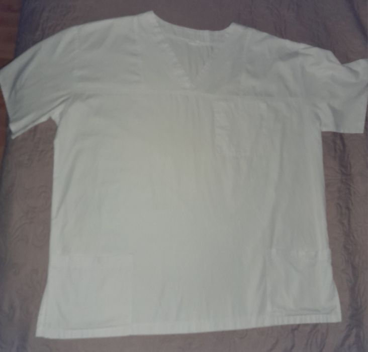 Bluza alba de costum medical