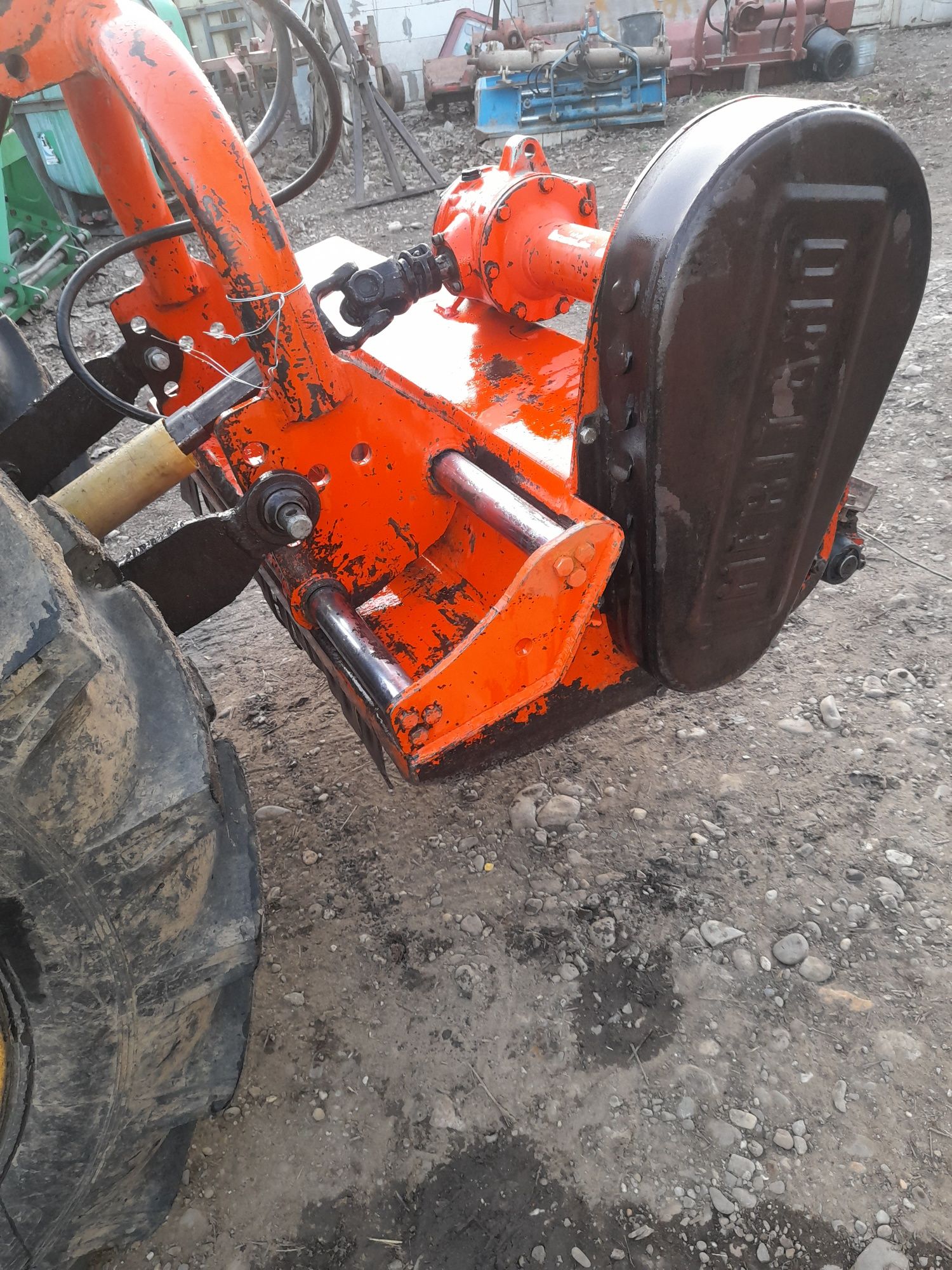 Tocator pentru resturi vegetale 135 cm