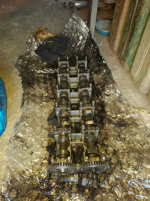 Разпределителни валове 270CDI