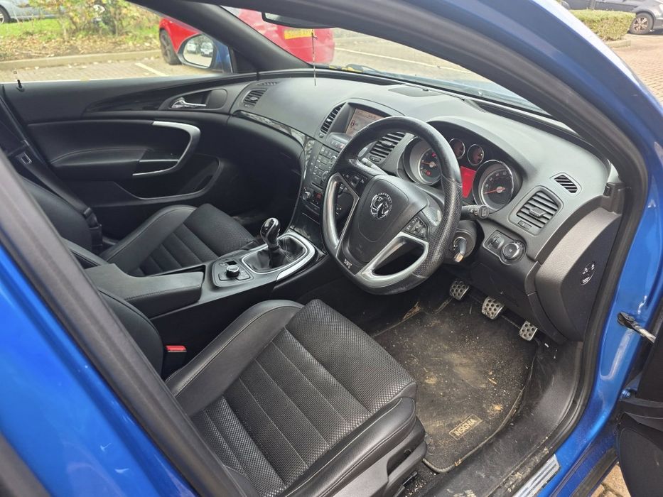 Dezmembrez Dezmembrari Opel Insignia OPC VXR 2.8 turbo 4x4 325 cai