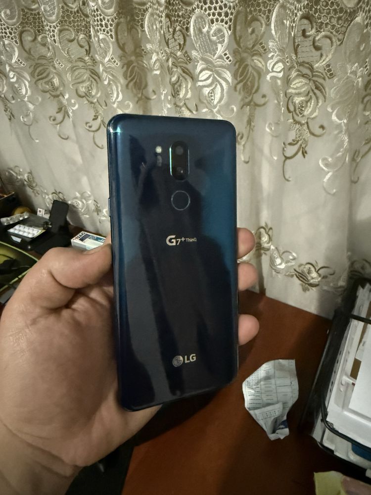 LG G7 Thinq 128 гб