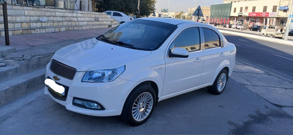 Nexia 3 sotiladi.abmen cobalt aftamat.