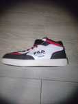 Adidasi Fila.    .