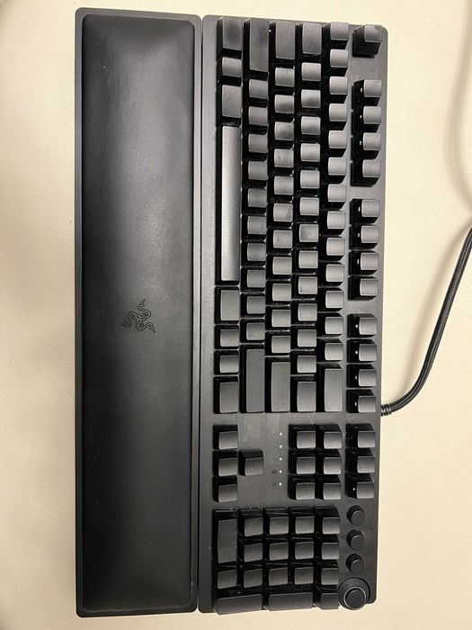 Razer Huntsman Elite + Razer Phantom keycaps (отделно)