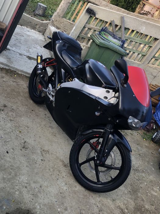 Aprilia rs50 2000an