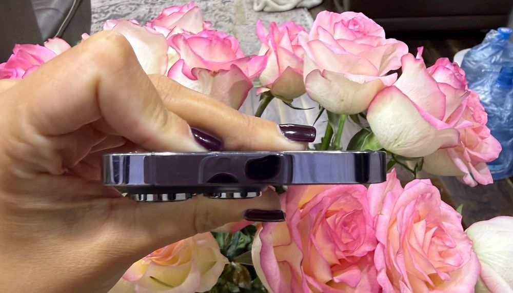 iPhone 14 Pro deep purple