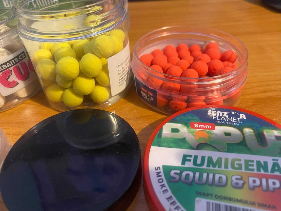 Boilies uri pop up pentru crap si caras