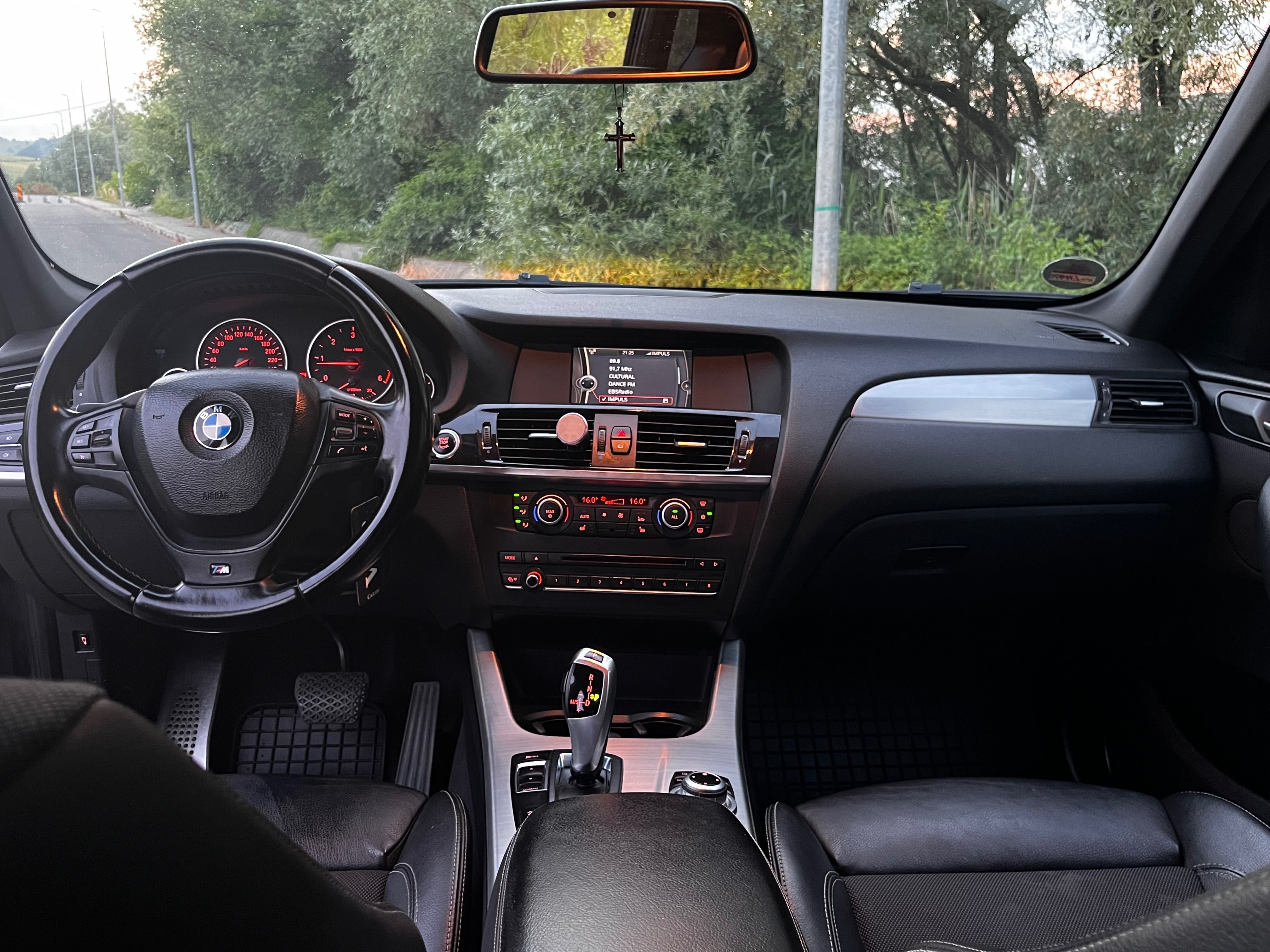 BMW X3 / 2,0 Diesel / M Paket / X drive / Automatic / 2012
