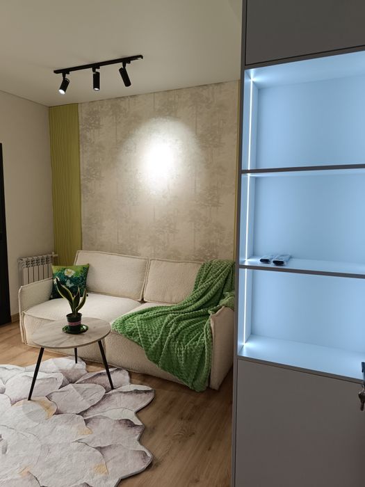 Продаётся квартира Чиланзар 3 кв-л 1 в 2х комнатную 3/4 Торговый центр