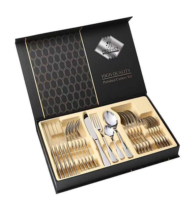 Set tacamuri 24 piese, cu un finisaj luxos  - auriu/argintiu