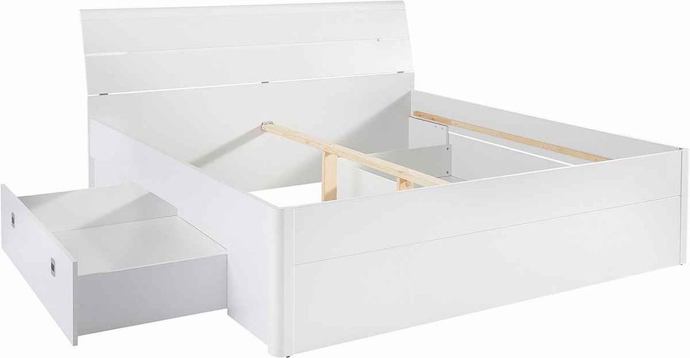 Pat 180/200 ( nu include noptiera, salteaua și somiera)