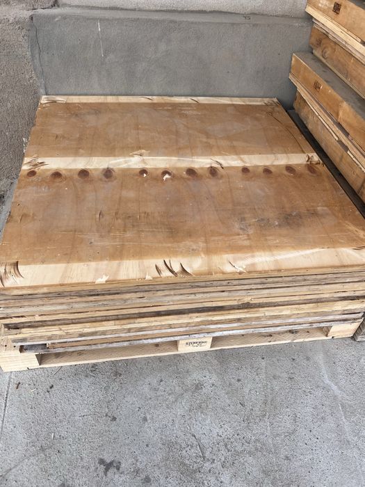 Qalin fanera sotiladi