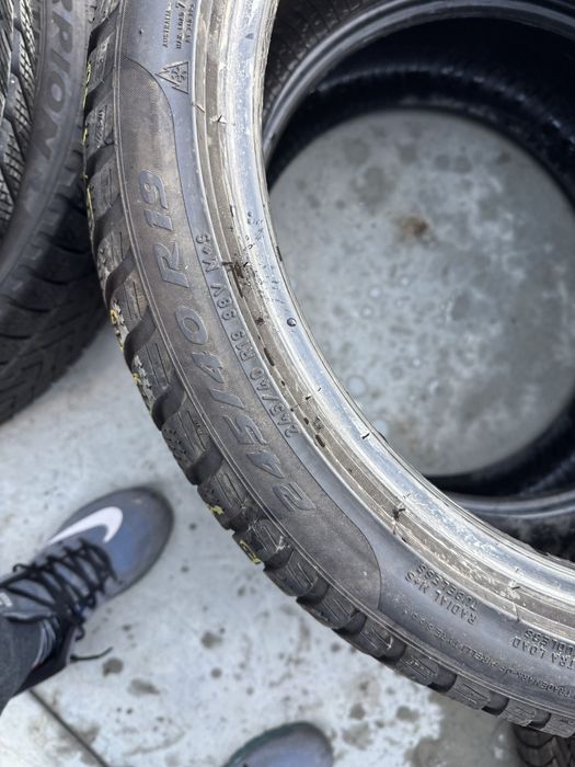 245 40 19 pirelli iarna m+s steluta runflat bmw