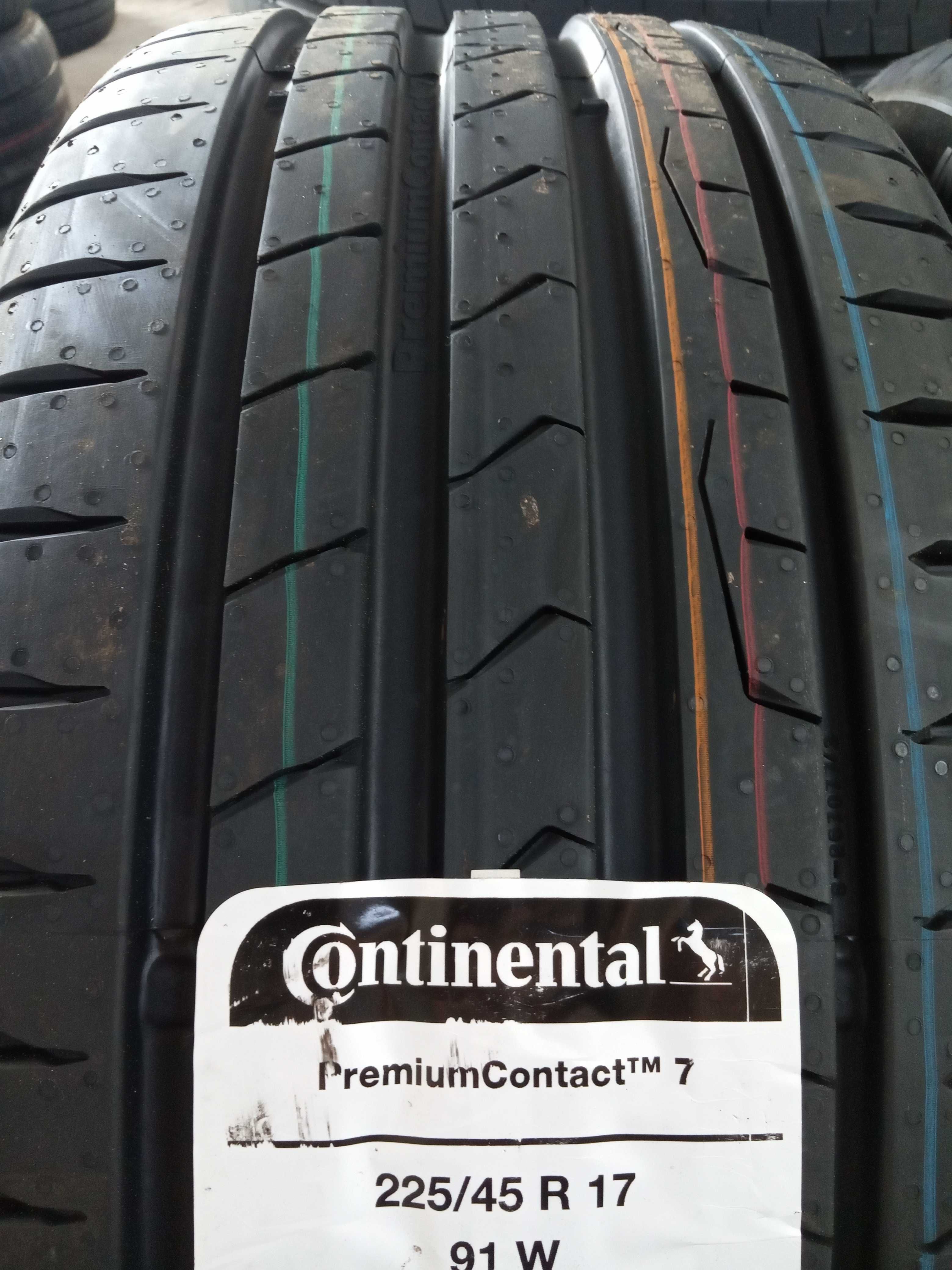 2 Нови летни гуми 225/45R17 Continental PremiumCont7 FR EV 91W DOT2025