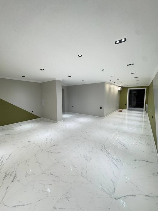 Нежилое помещение
Чиланзарский р-н.
Улица Лутфий.

2 ком/1/5 
Площадь: