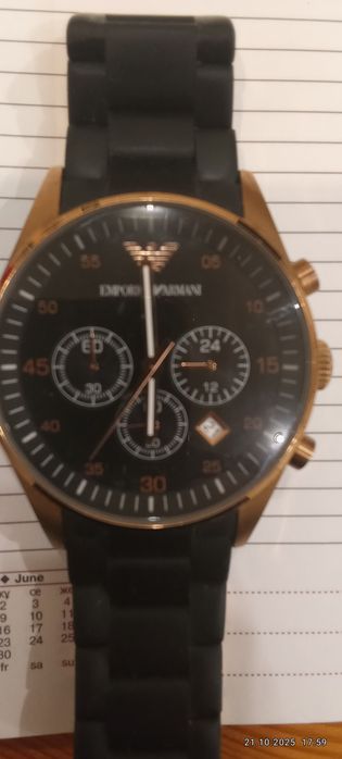 Продаю наручные часы Оригинал EMPORIO. ARMANI
