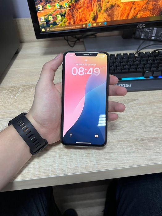 Iphone 11 pro max продам