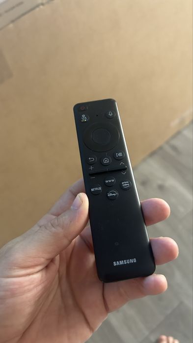 SAMSUNG 4K ULTRA HD 3840 x 2160 55”