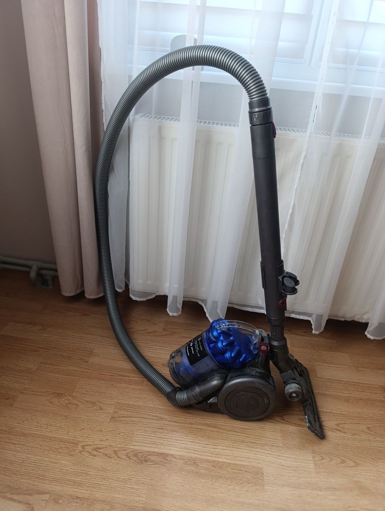 Прахосмукачка Dyson