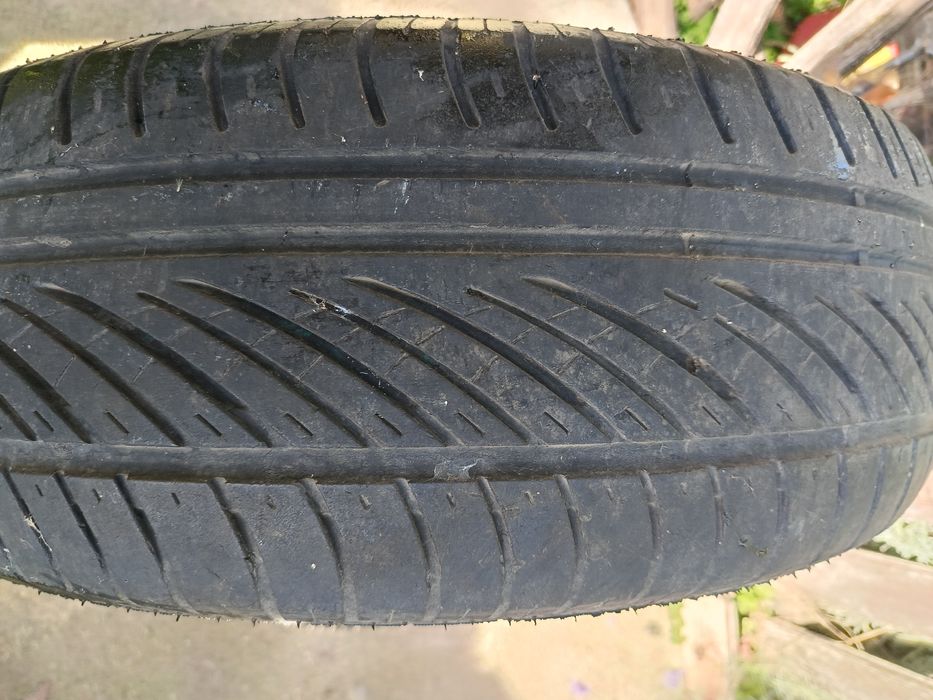 Гуми Avon 195/65/R15