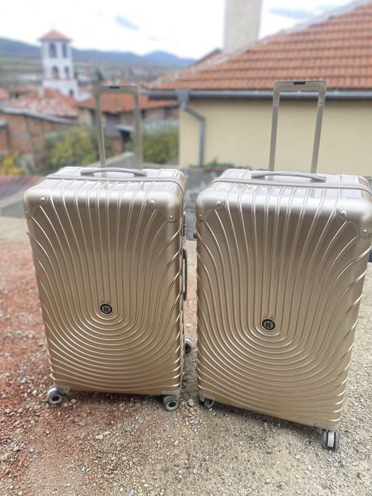куфари близнаци чисто нови