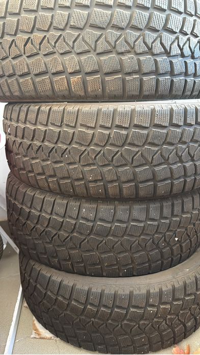 Продам зимние шины
