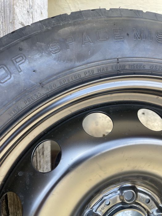 Kit roata de rezerva si cric BMW