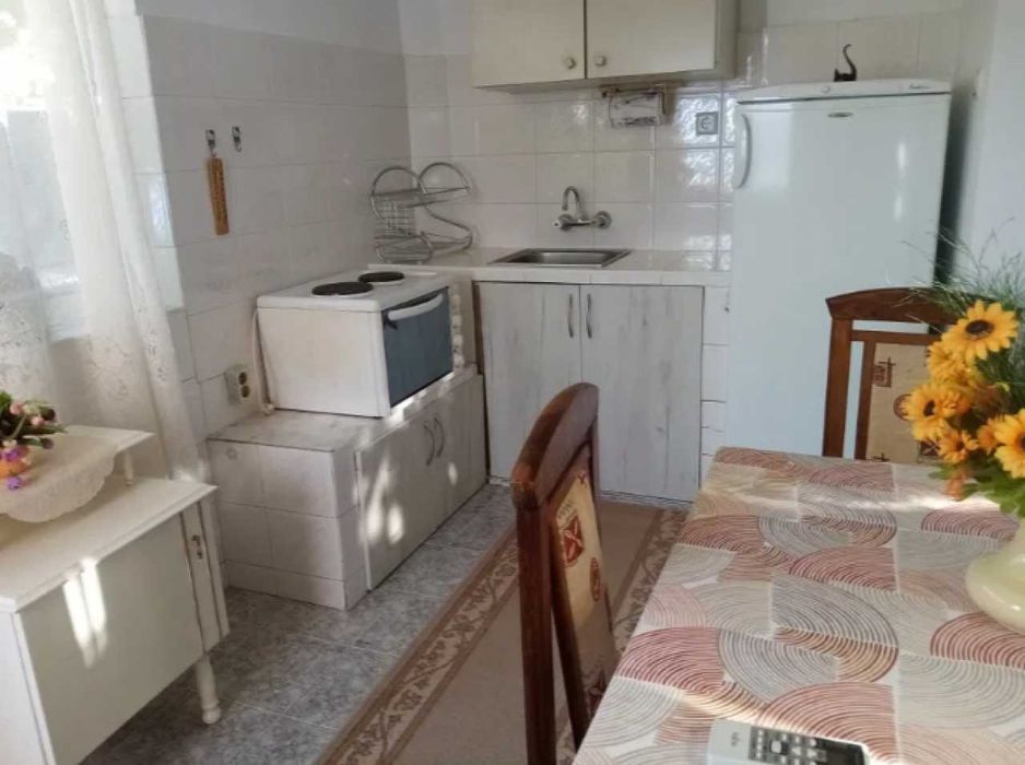 Дава се под наем Едностаен апартамент в Пловдив, Гагарин - 40 кв.м за 200 € - Снимка #6