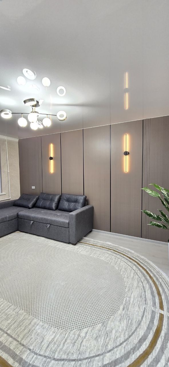Продажа квартиры 

Чиланзар 5 квартал 
1/3/5. Балкон 1.5*3 метра 
Ремо