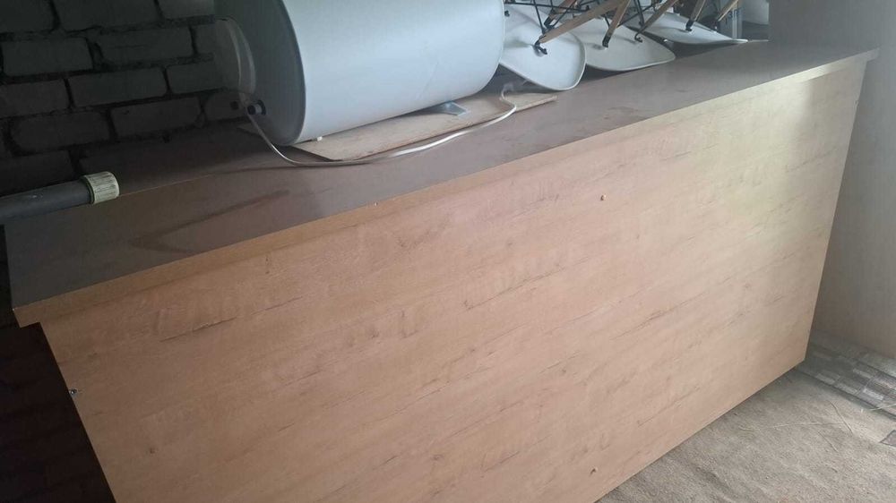 Столешницы для кафе, диваны, стулья