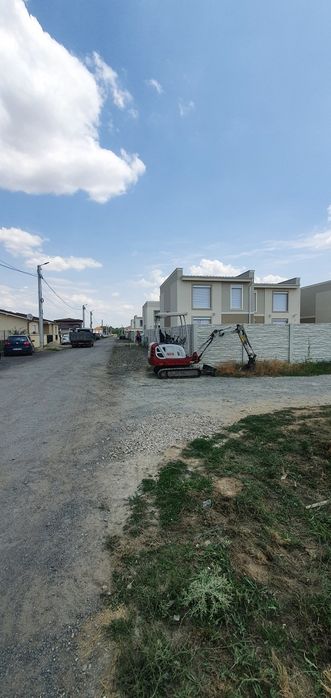 Inchiriere Miniexcavator bobcat excavator transport