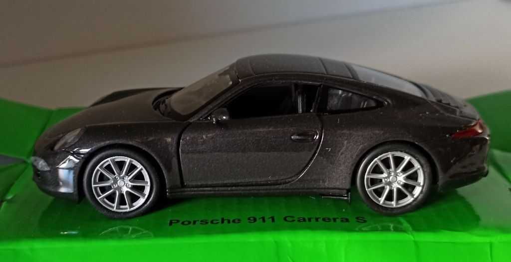 Macheta Porsche 911 Carrera S (991) gri- Welly 1/36