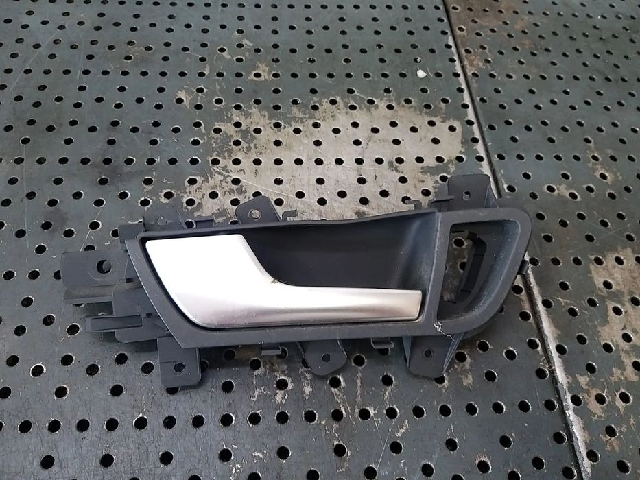 Maner interior usa stanga fata audi a4 b8 8k 8k0837019