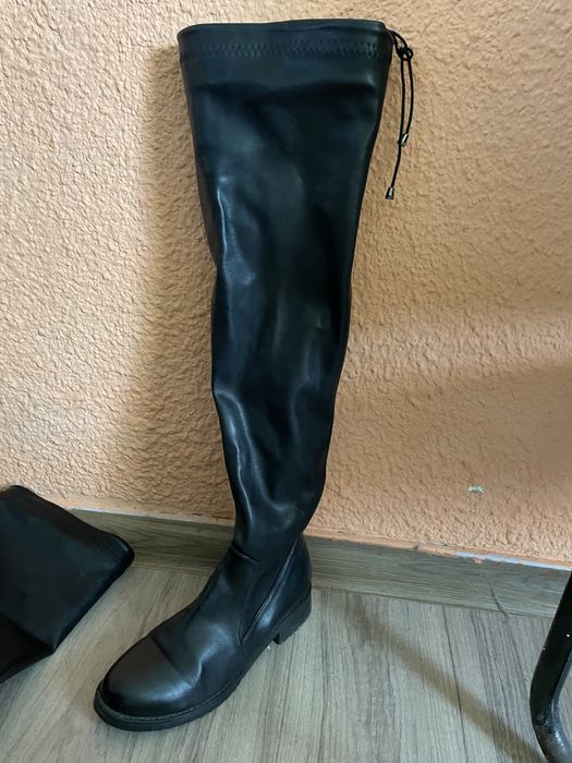 Дамски дълги ботуши за слабо краче