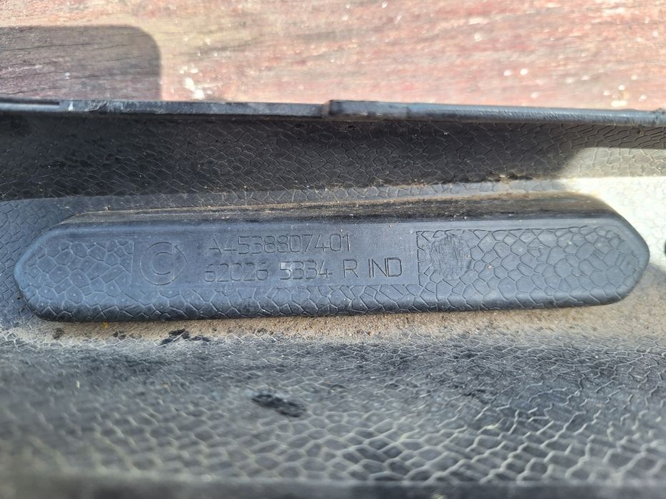 Спойлер за Smart Fourfour 2016