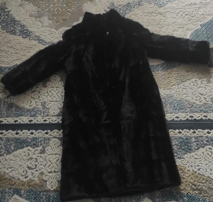 Продаётся новая норковая шуба