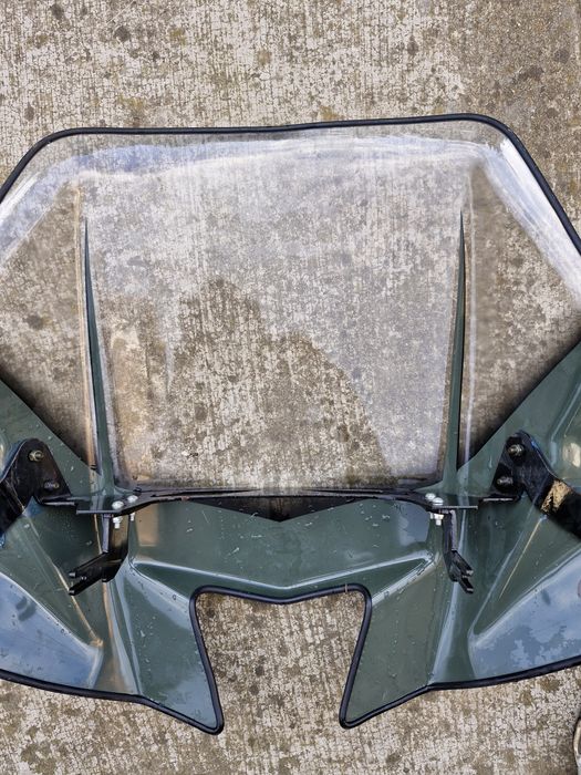 Parbriz atv în stare noua