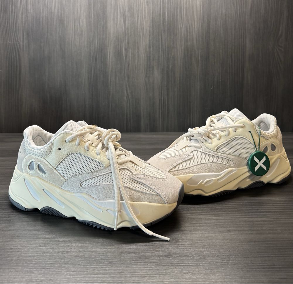 Adidasi Adidas Yeezy 700 Analog
