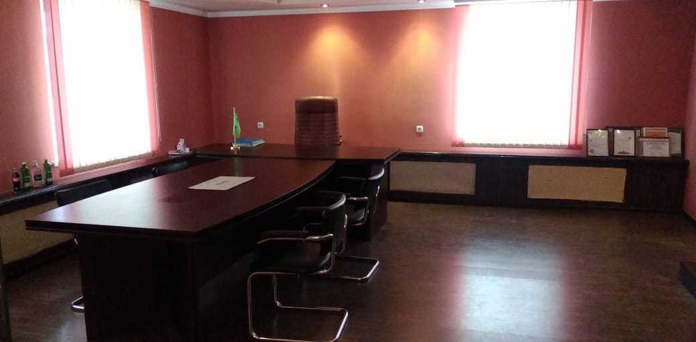 часть административного здания