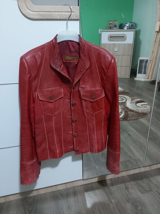 Geaca de piele moderna