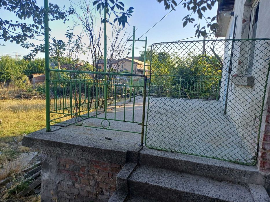 Продава Къща гр.Хасково кв.Изток