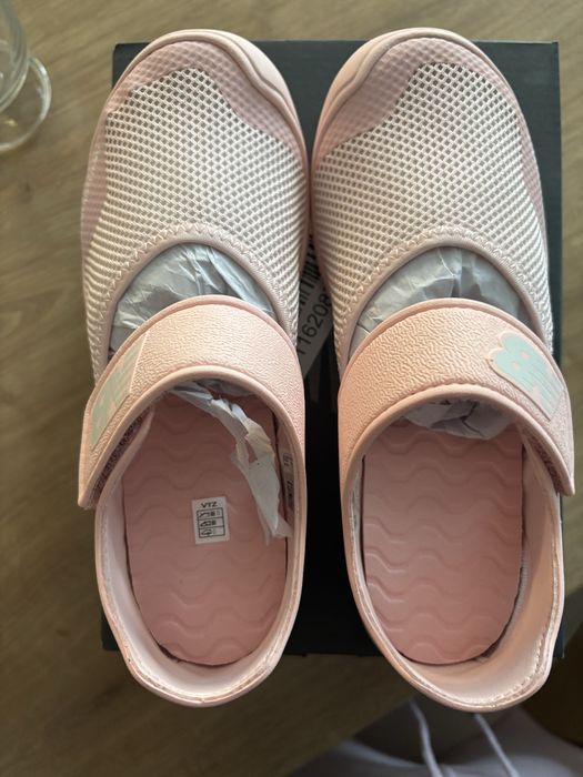 Обувки New Balance