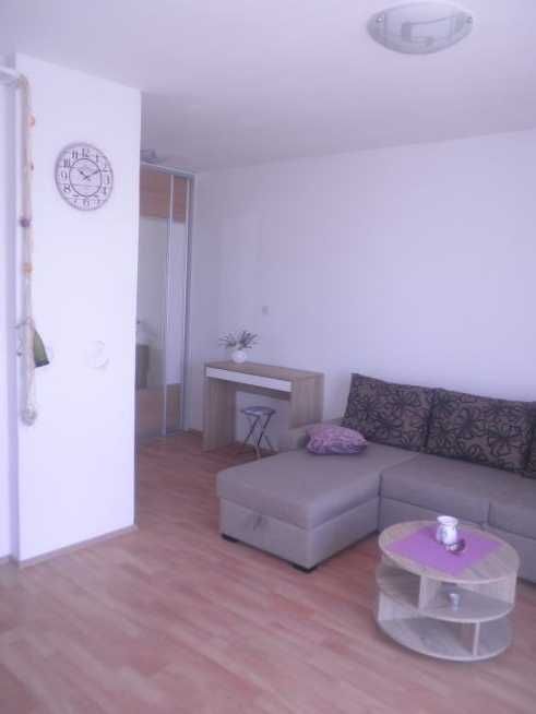 Дава се под наем Едностаен апартамент в Пловдив, Каменица 2 - 40 кв.м за 173.4 € - Снимка #1